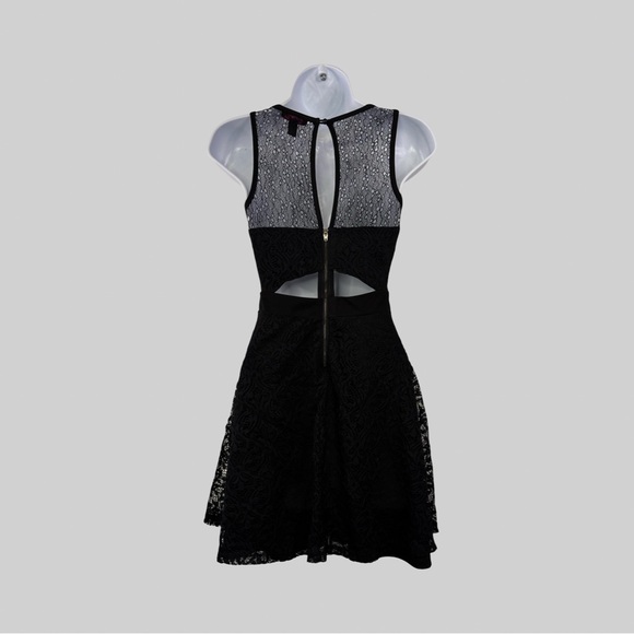 Material Girl Lace Overlay Black Sleeveless Party Mini Dress Size Small - Picture 4 of 9